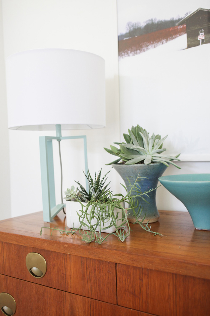 bright-dining-room-6