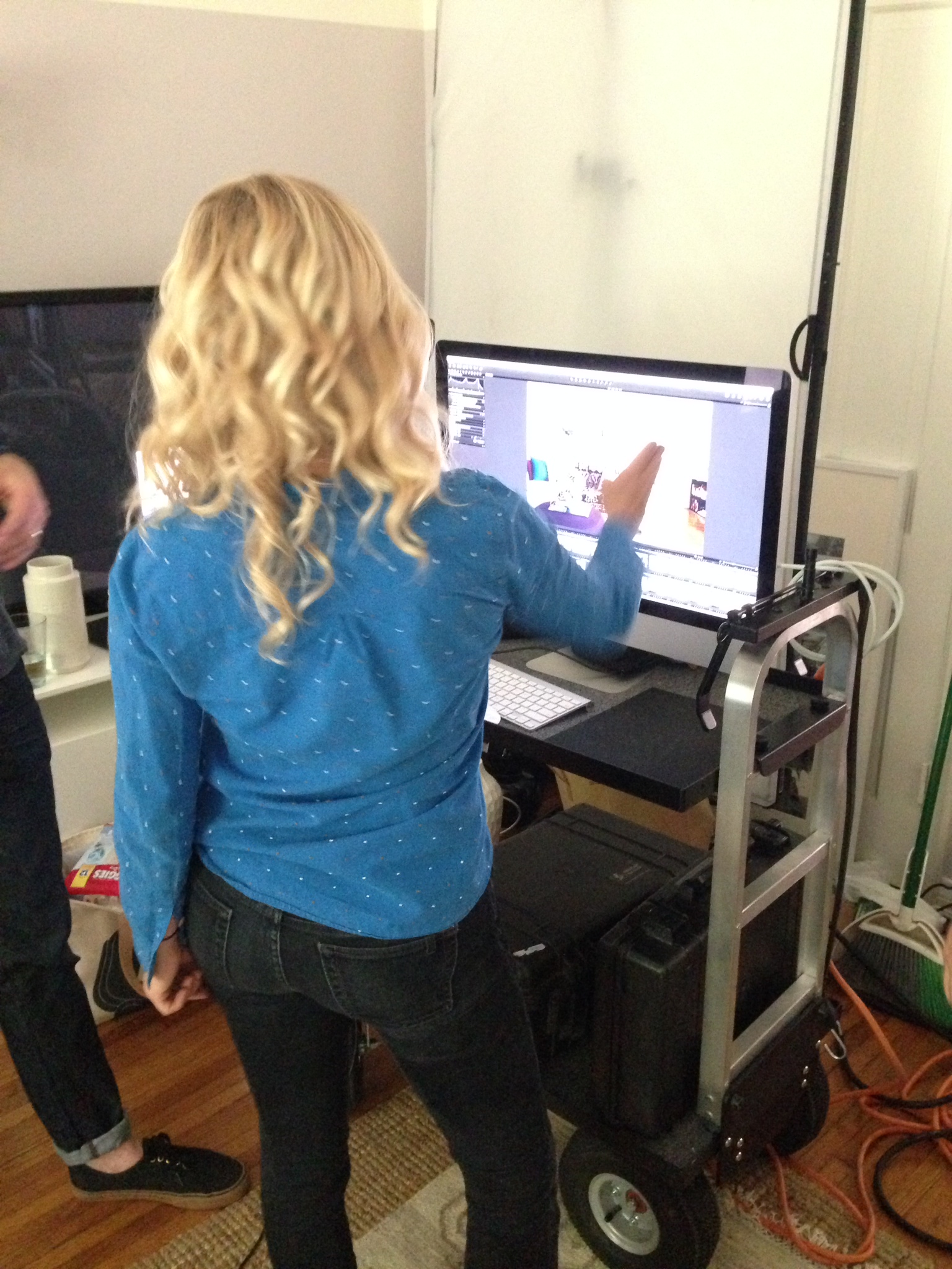 emily-henderson-stylist