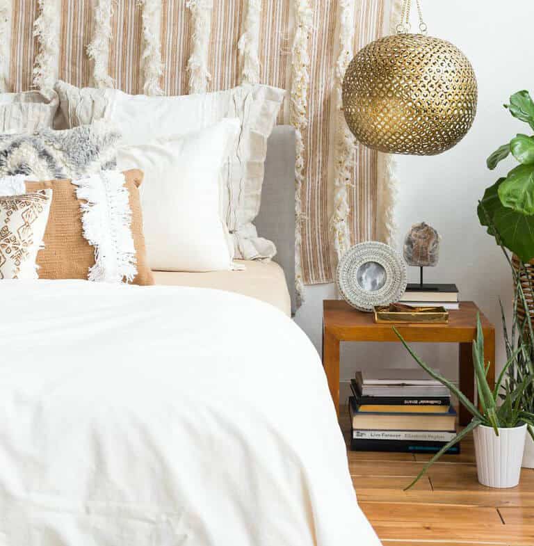 1 Bed 4 Ways_Desert Casual Glam_Neutral_Linen_Gold_Emily Henderson