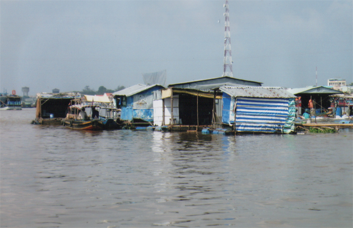 Emily_Henderson_Vietnam