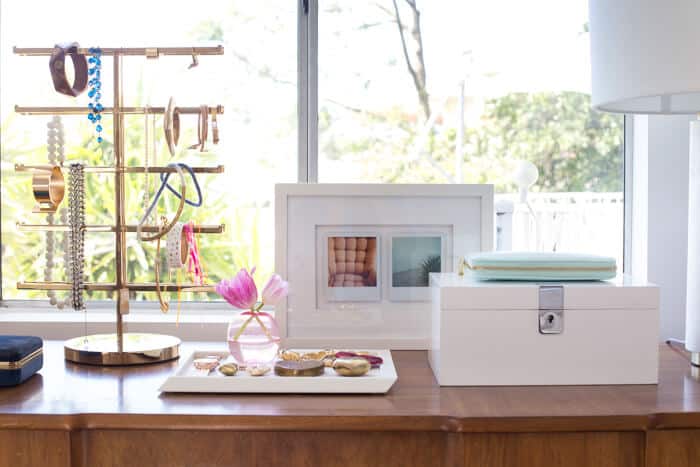 Mid_Century_Dresser_Styling