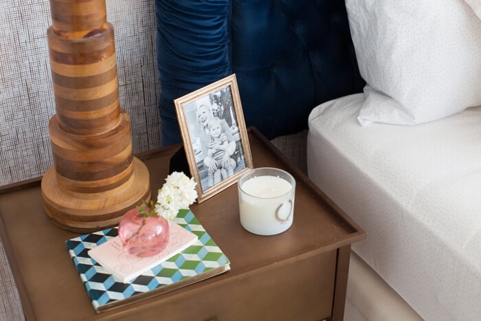 Vintage_Bed_Side_Table