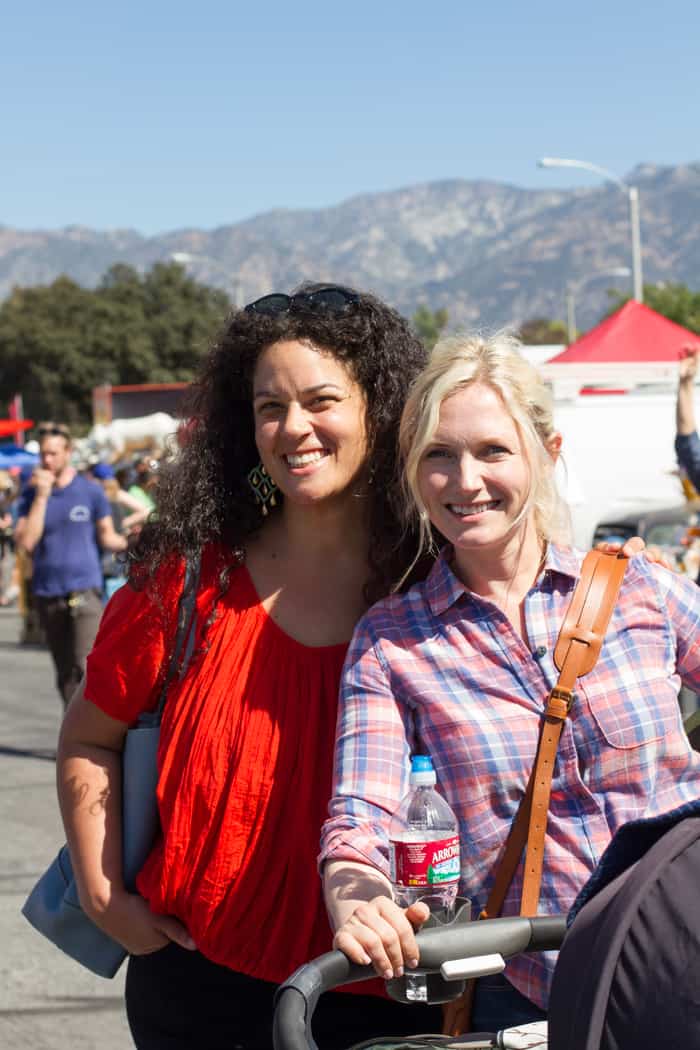 emily_henderson_justine_blakeney_rose_bowl_flea_market_red_table