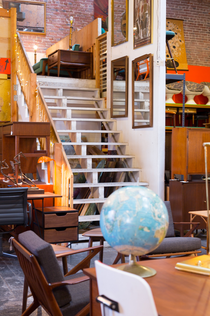 emily_henderson_store_tour_sunbeam_vintage_highland_park_jessica_isaac (34 of 40)