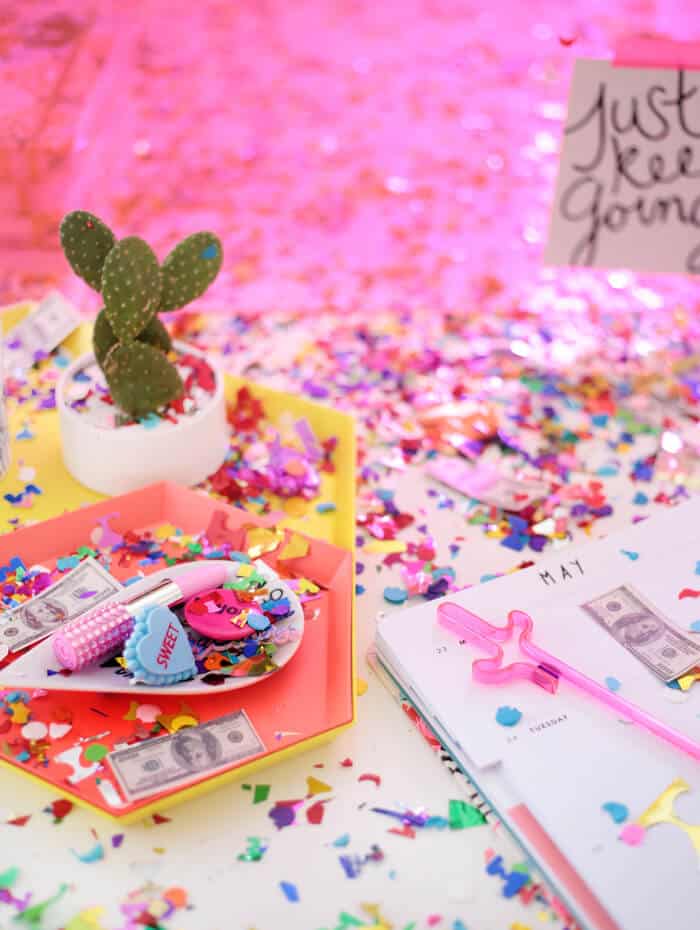 Emily_Henderson_Bando_Confetti_Desk