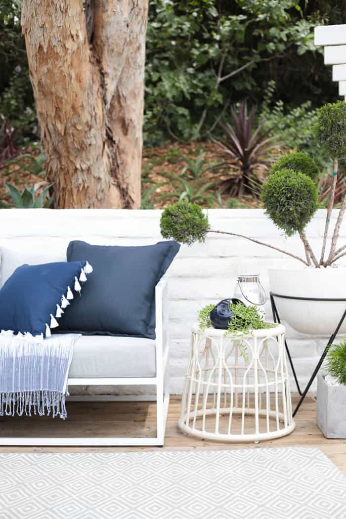 Emily_Henderson_Outdoor_Deck_Styling