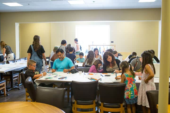 San_Fernando_Valley_mission_Craft_Day