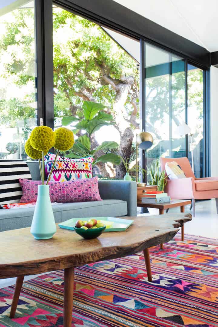 Bright_Colorful_Modern_Living_Room_Method_Emily_Hederson