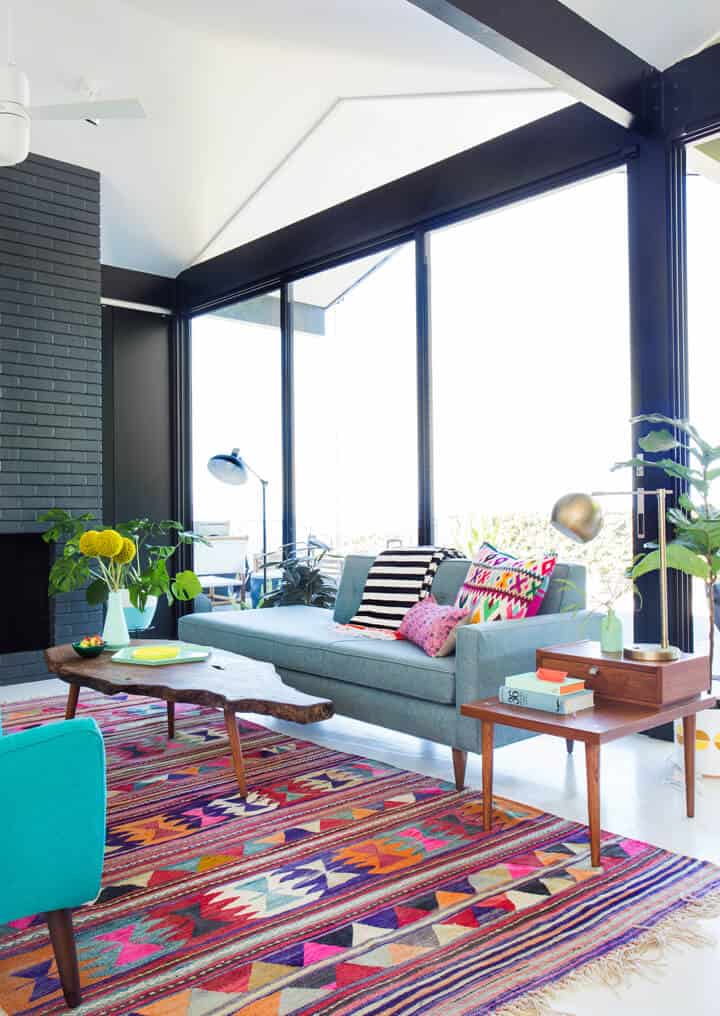 Colorful_Clean_Mid_Century_Living_Room
