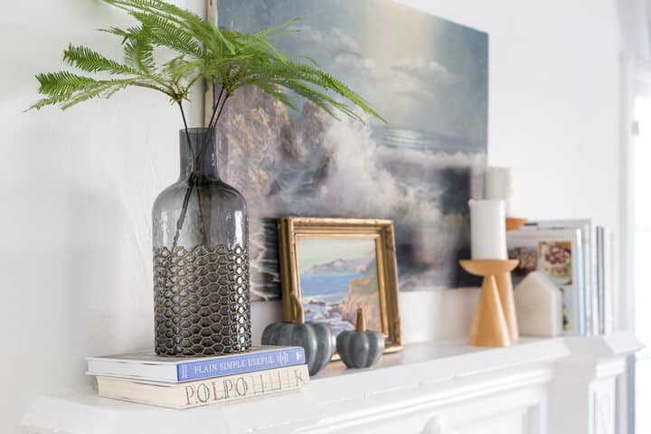 Modern_Minimal_Traditional_Fall_Mantel