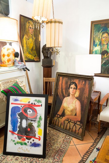 emily_henderson_45three_vintage_west_hollywood_store_tour-30