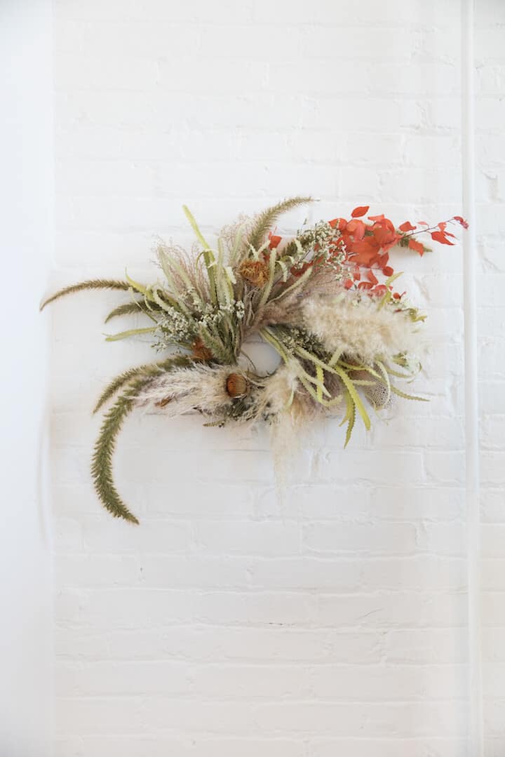 moon-canyon-wreath
