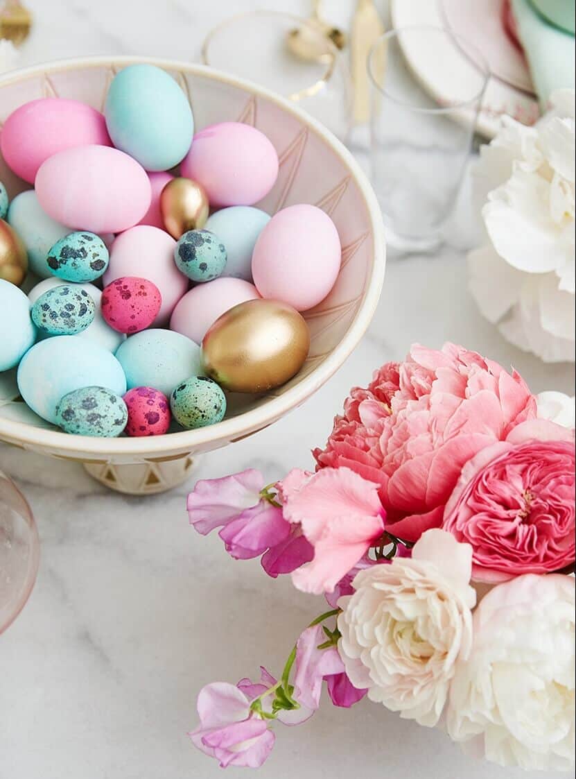 Easy Bright Easter Decor