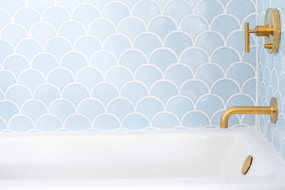 Design Mistakes Who Pays For Them After Photo Emily Henderson Light Blue Scallop Tile Bathtub
