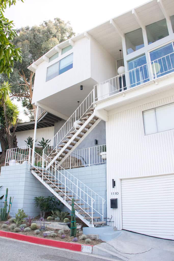 emily-exterior
