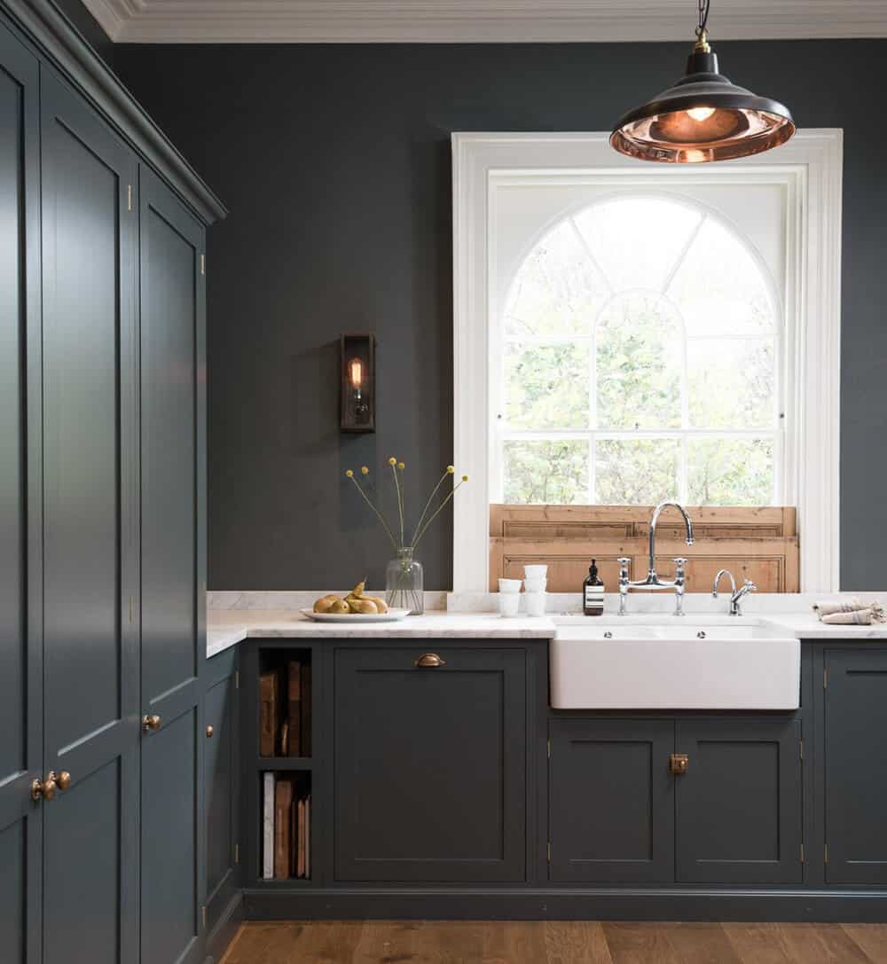 devol-kitchens__english-shaker_traditional-design_kitchen_simple_tudor_country_designer-spotlight_emily-henderson_inspiration_10
