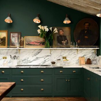 devol-kitchens__english-shaker_traditional-design_kitchen_simple_tudor_country_designer-spotlight_emily-henderson_inspiration_3