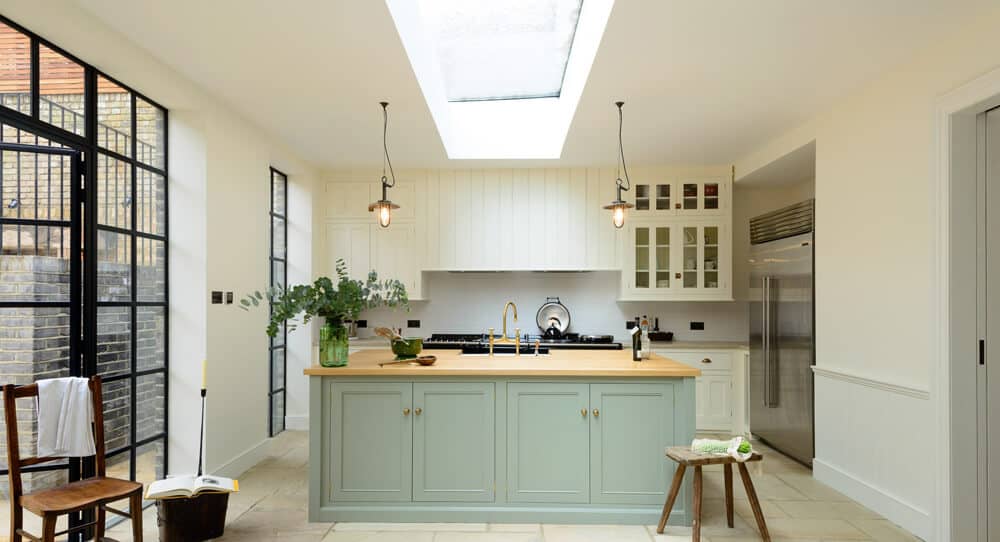 devol-kitchens__english-shaker_traditional-design_kitchen_simple_tudor_country_designer-spotlight_emily-henderson_inspiration_5