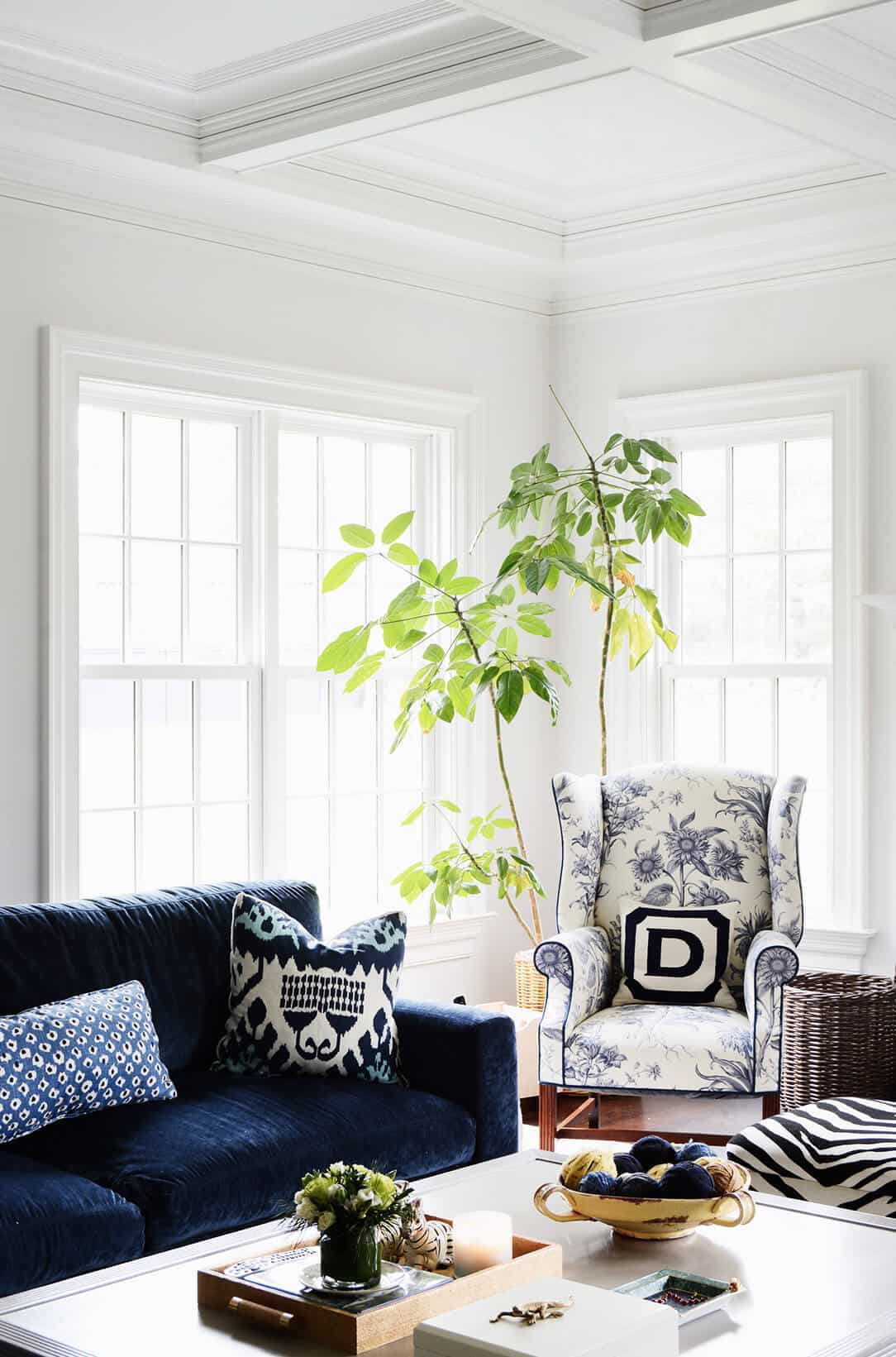 emily-henderson_window-frames-painted_woodwork_living-room_inspiration_traditional_cottage_tudor_2