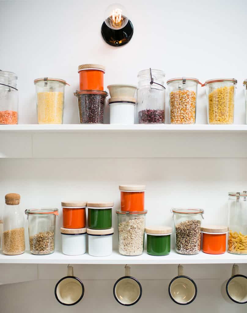 designer-spotlight-schoolhouse-electric-fall-2016-catalogue-emily-henderson-design_pantry