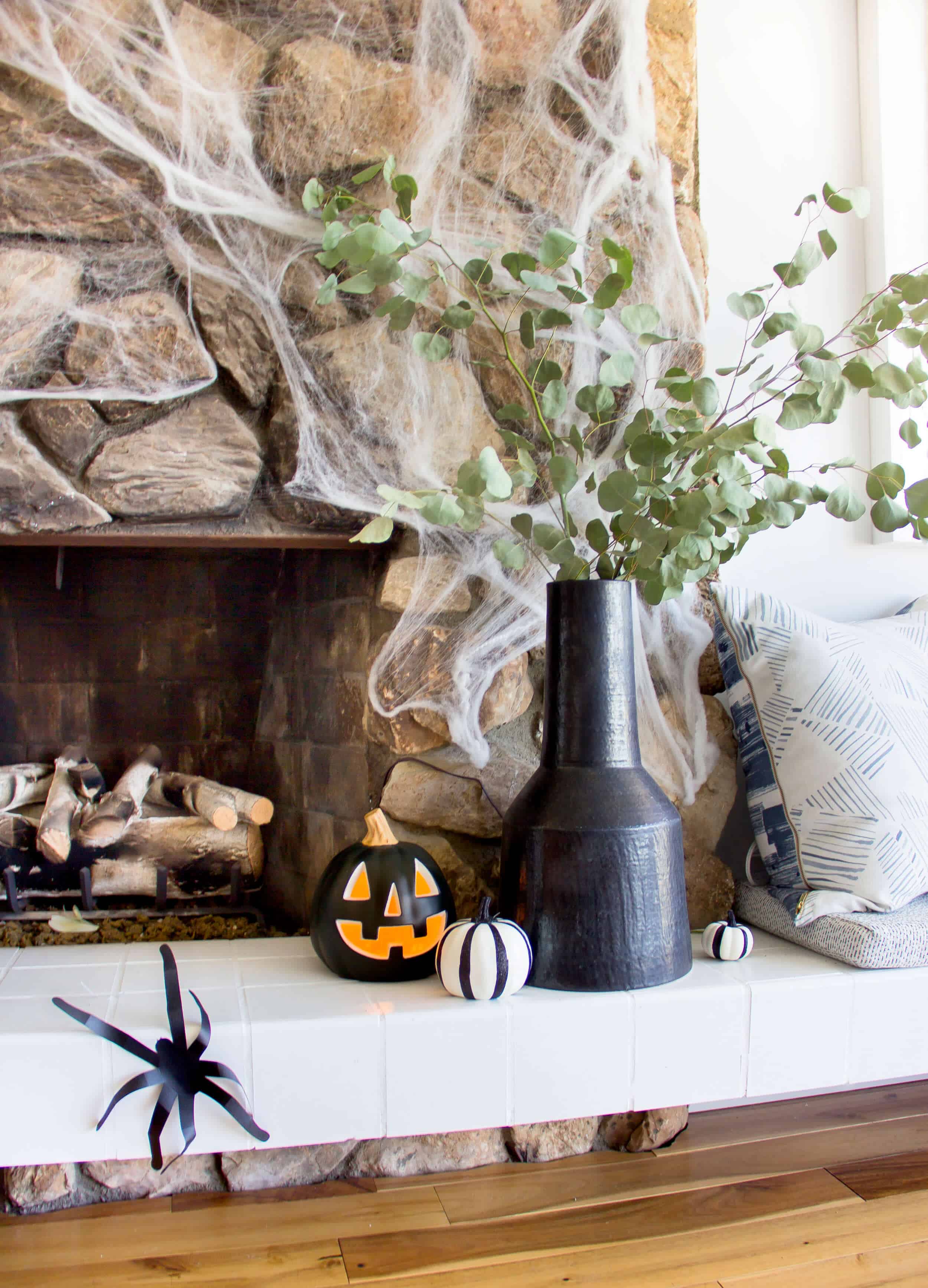 emily-henderson_fall-decorating_halloween_target_living-room_autumn_pumpkin_spider-web_decor_easy_affordable_5