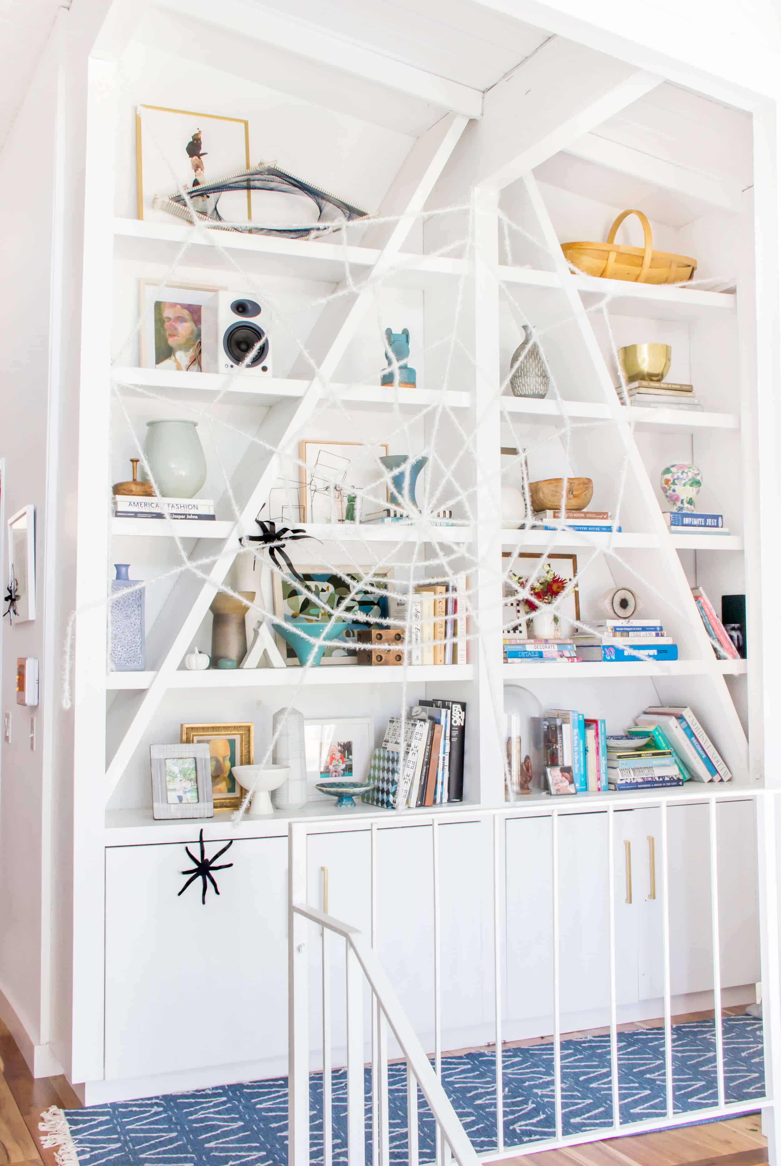 emily-henderson_fall-decorating_halloween_target_living-room_autumn_pumpkin_spider-web_decor_easy_affordable_6