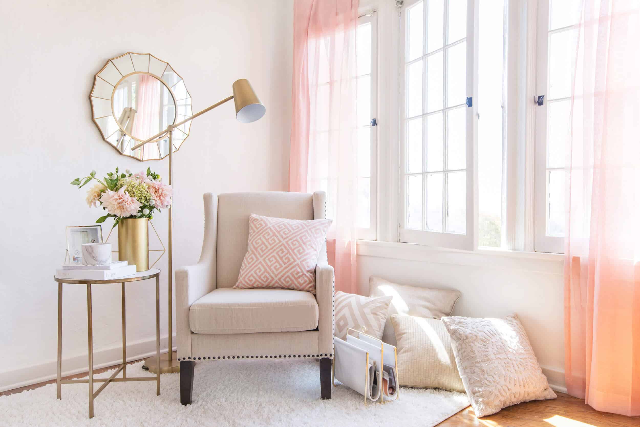 emily-henderson_target_find-your-style_vignette_lux-and-glam_refined_upscale_contemporary_rich_1