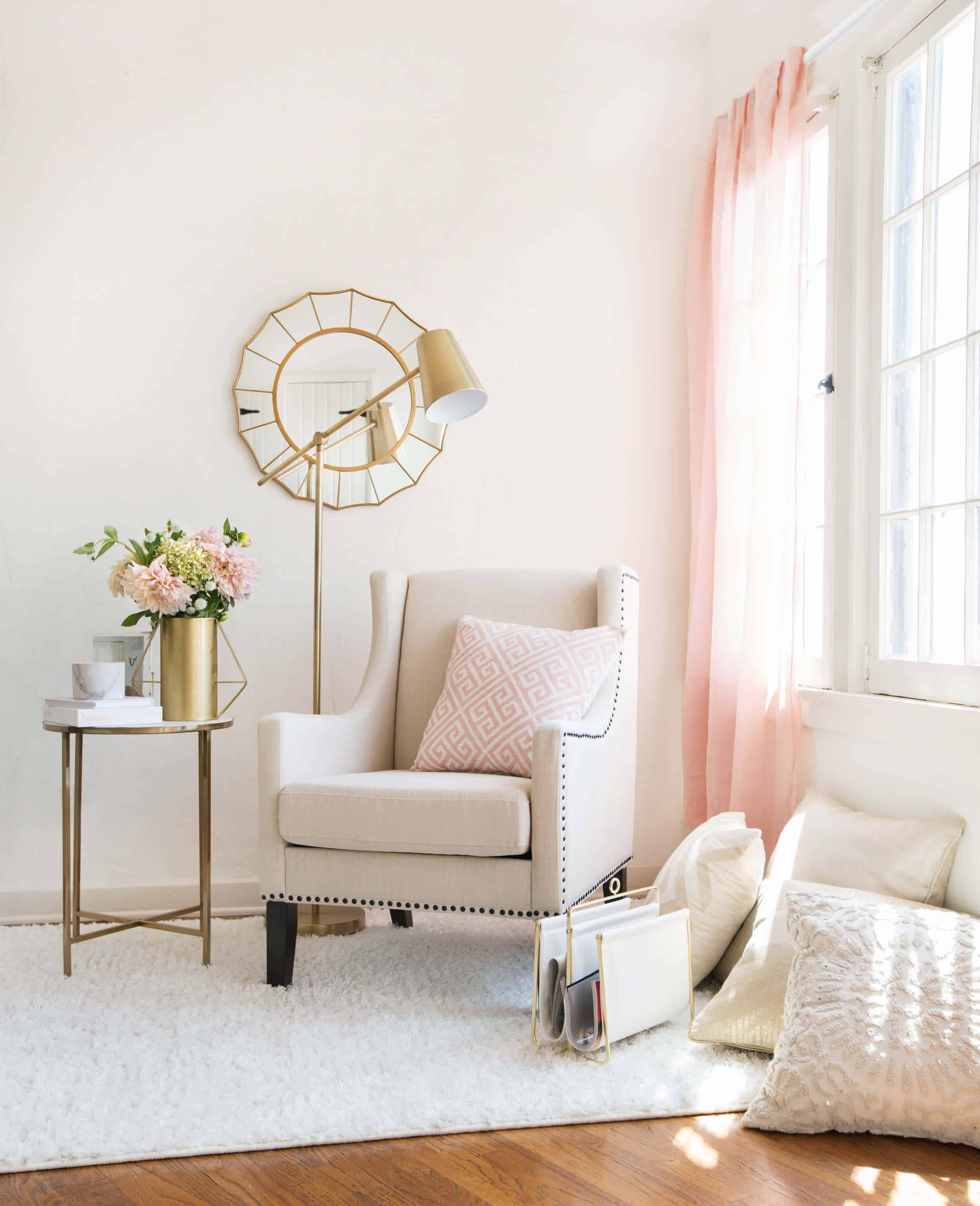 emily-henderson_target_find-your-style_vignette_lux-and-glam_refined_upscale_contemporary_rich_6