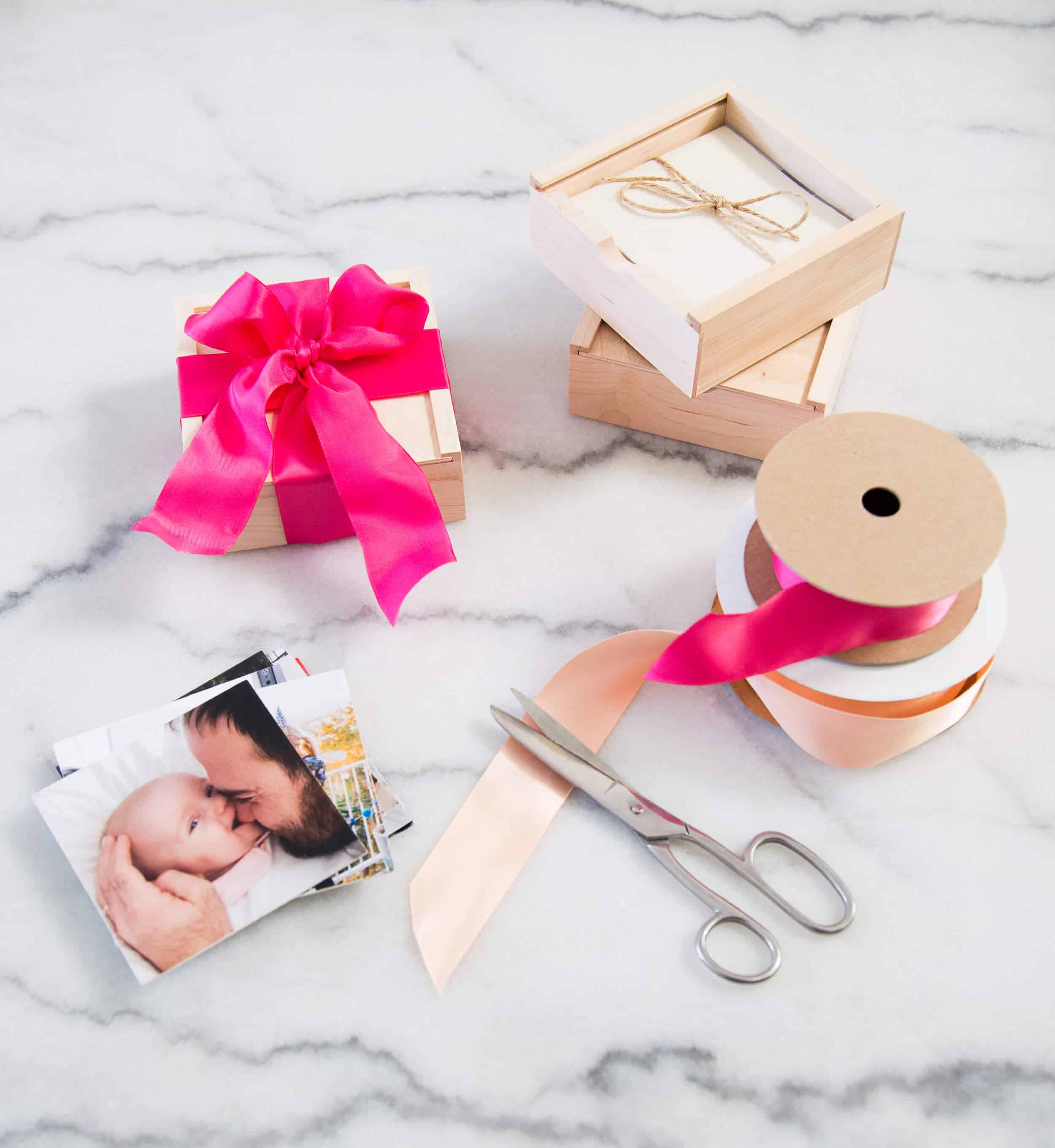 emily-henderson_mpix_custom-gifts_digital-book_printing_gifts_christmas_holiday_16