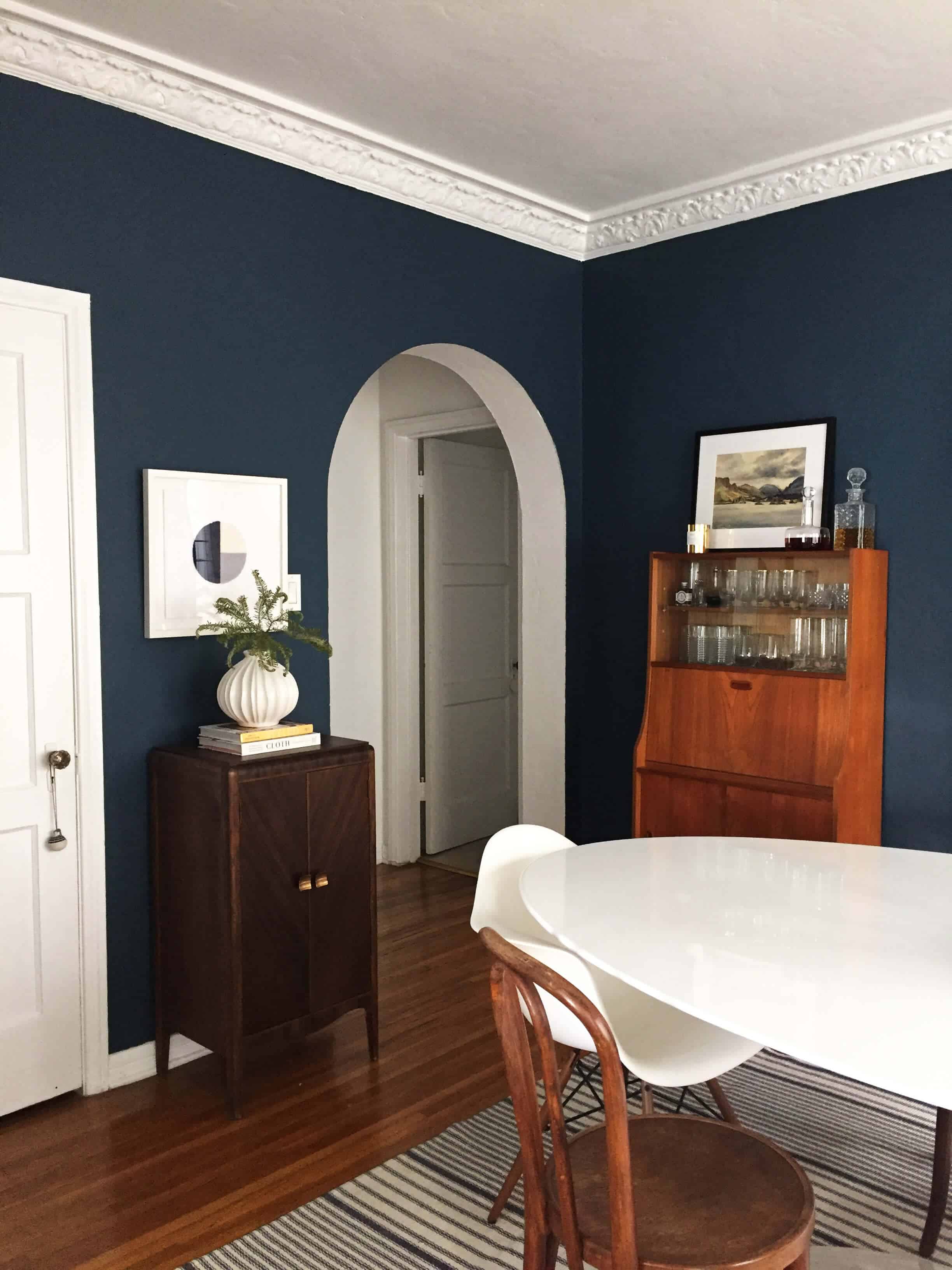 ginny_emily-henderson_jane-denton_art_textile_dining-room_1