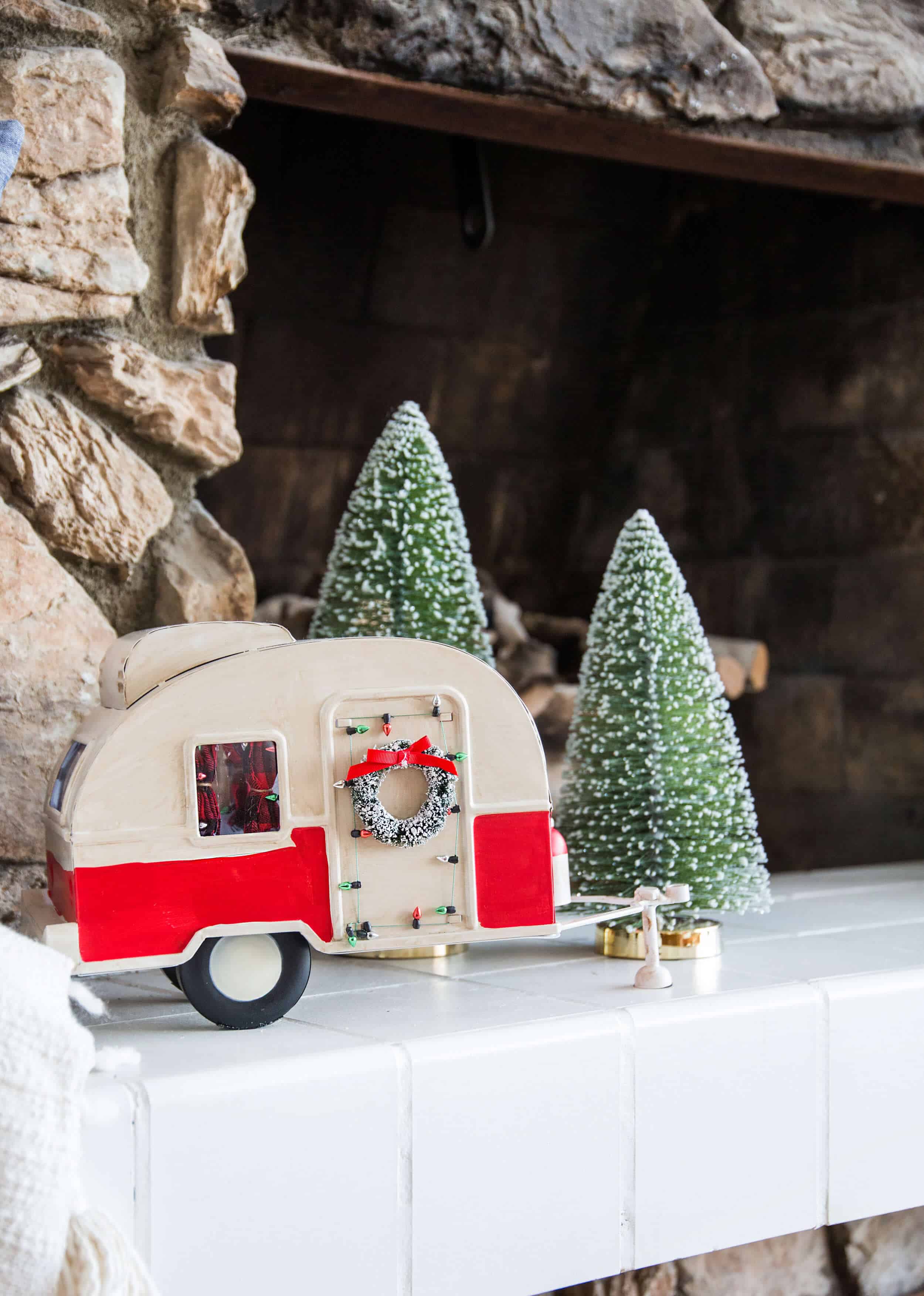 emily-henderson_christmas_holiday-decorating_target_green_red_traditional_decor_24