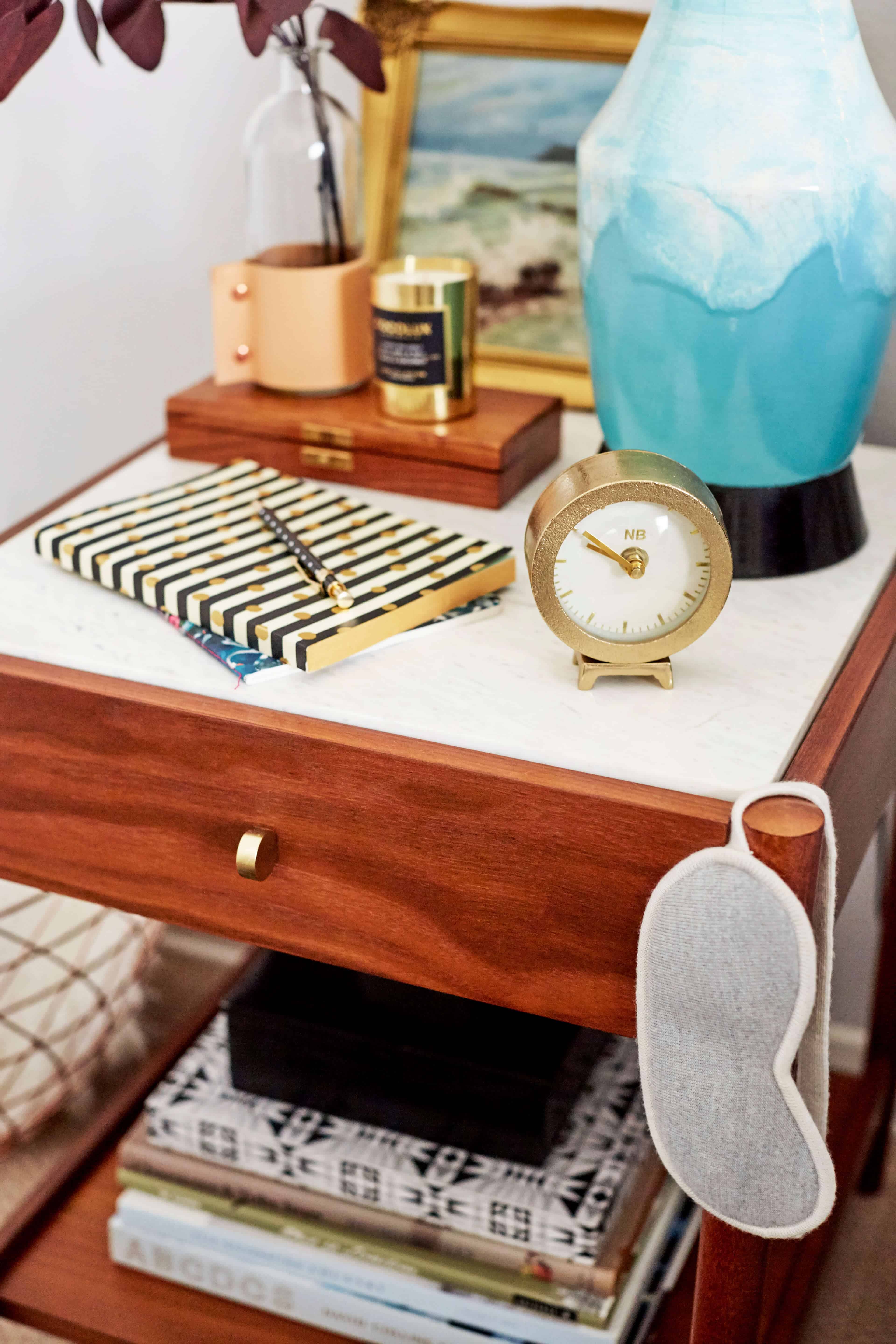 emily-henderson_ginny_bedroom_christmas-2016_11_revised