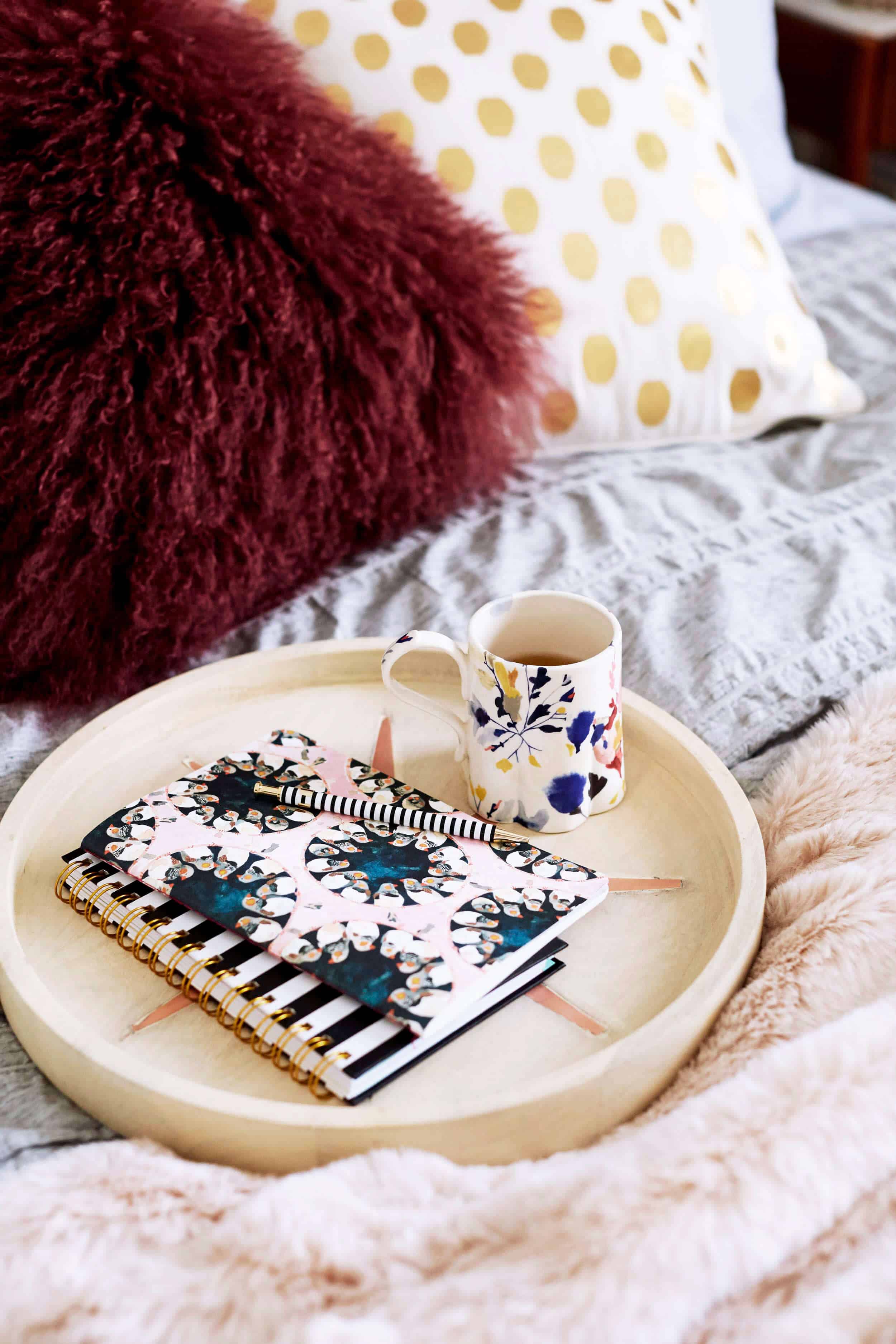 emily-henderson_ginny_bedroom_christmas-2016_14_revised