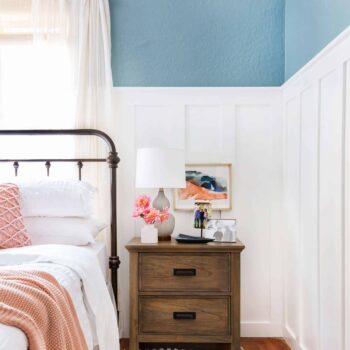 emily-henderson_power-couples_beds-and-nightstands_roundup_combos_styled-photos4