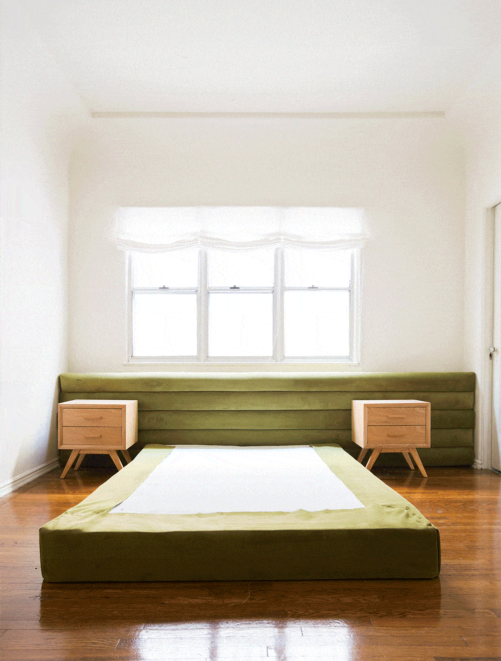 emily-henderson_sapira-mattress_diy-headboard_brady-tolbert_bedroom_gif_1000px