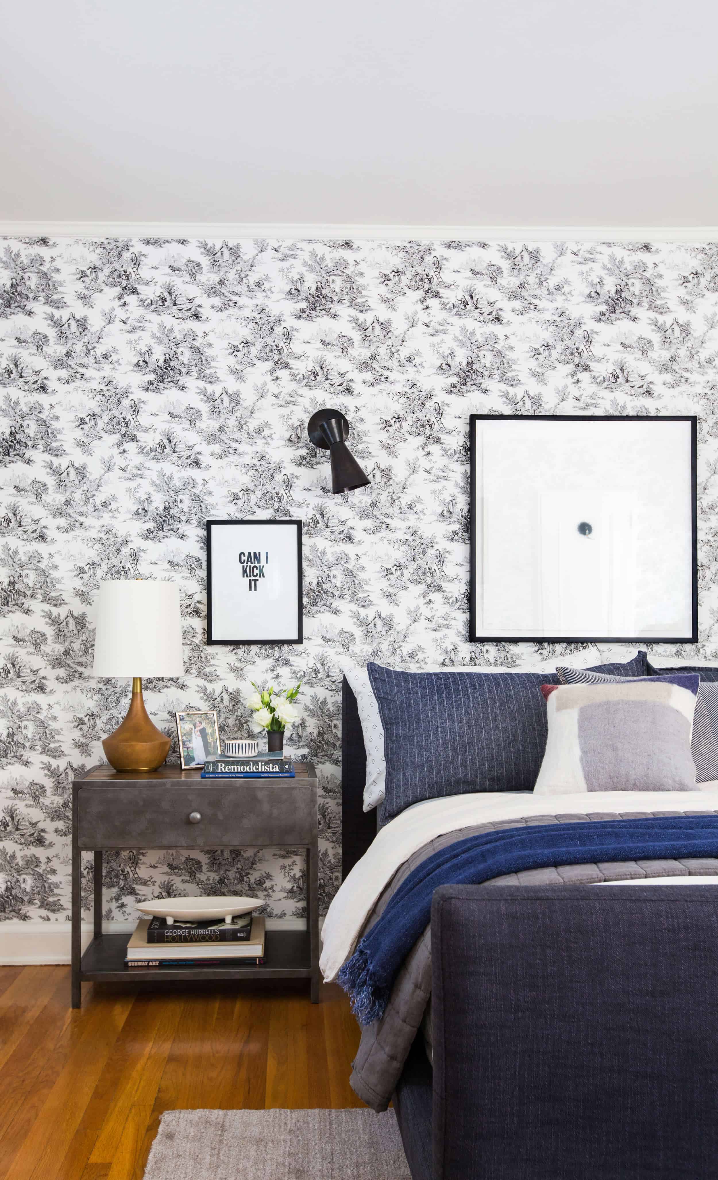 Emily-Henderson_Full-Design_Little-Guest-Room_Traditional_Eclectic_Bedroom_Pics_32