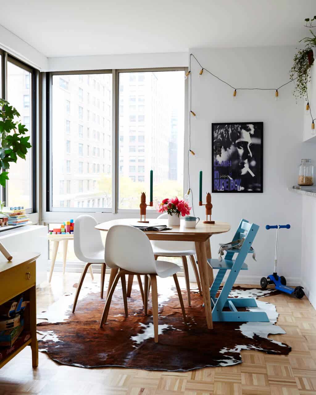 Emily-Henderson_Dining-Tables_Dining-Room_Round_Oval_Rectangle_Roundup_3
