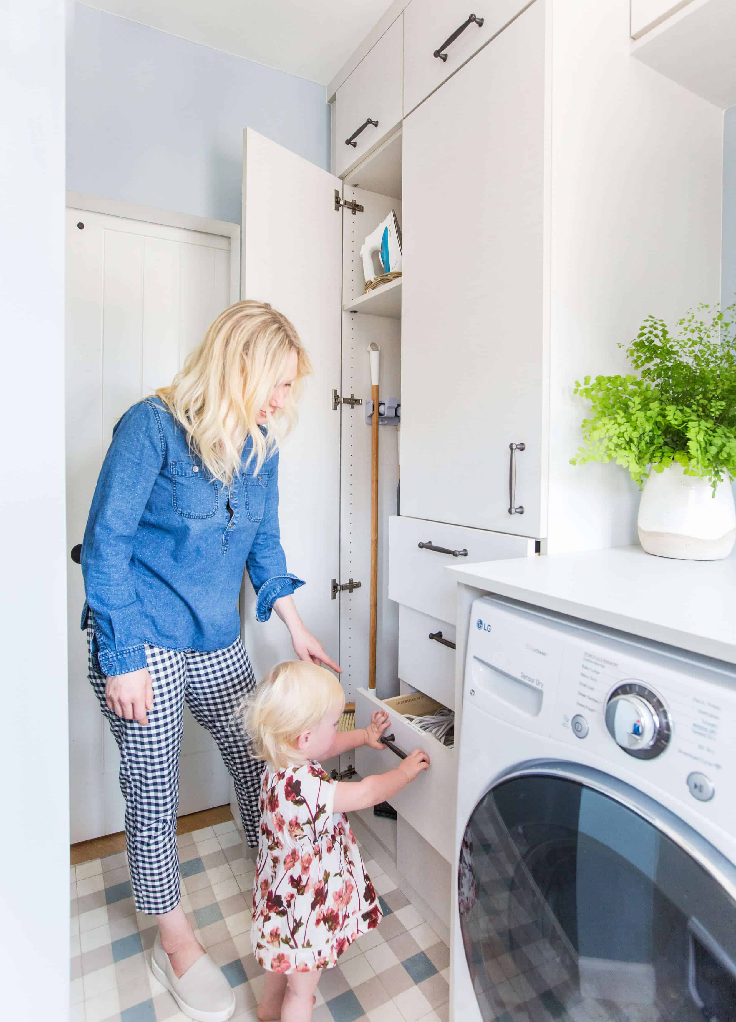 Emily-Henderson_Modern-English-Cottage_Laundry-Room_Persil_California-Closets_Photos_27