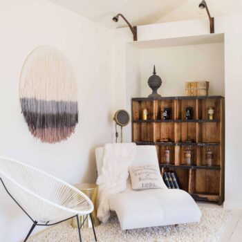 Emily-Henderson_Round-Top_Texas_Antique_Flea-Market_Shopping_EHD-Team_Event-Space_Modern-Farmhouse_Rustic_The-Vintage-Roundtop_24