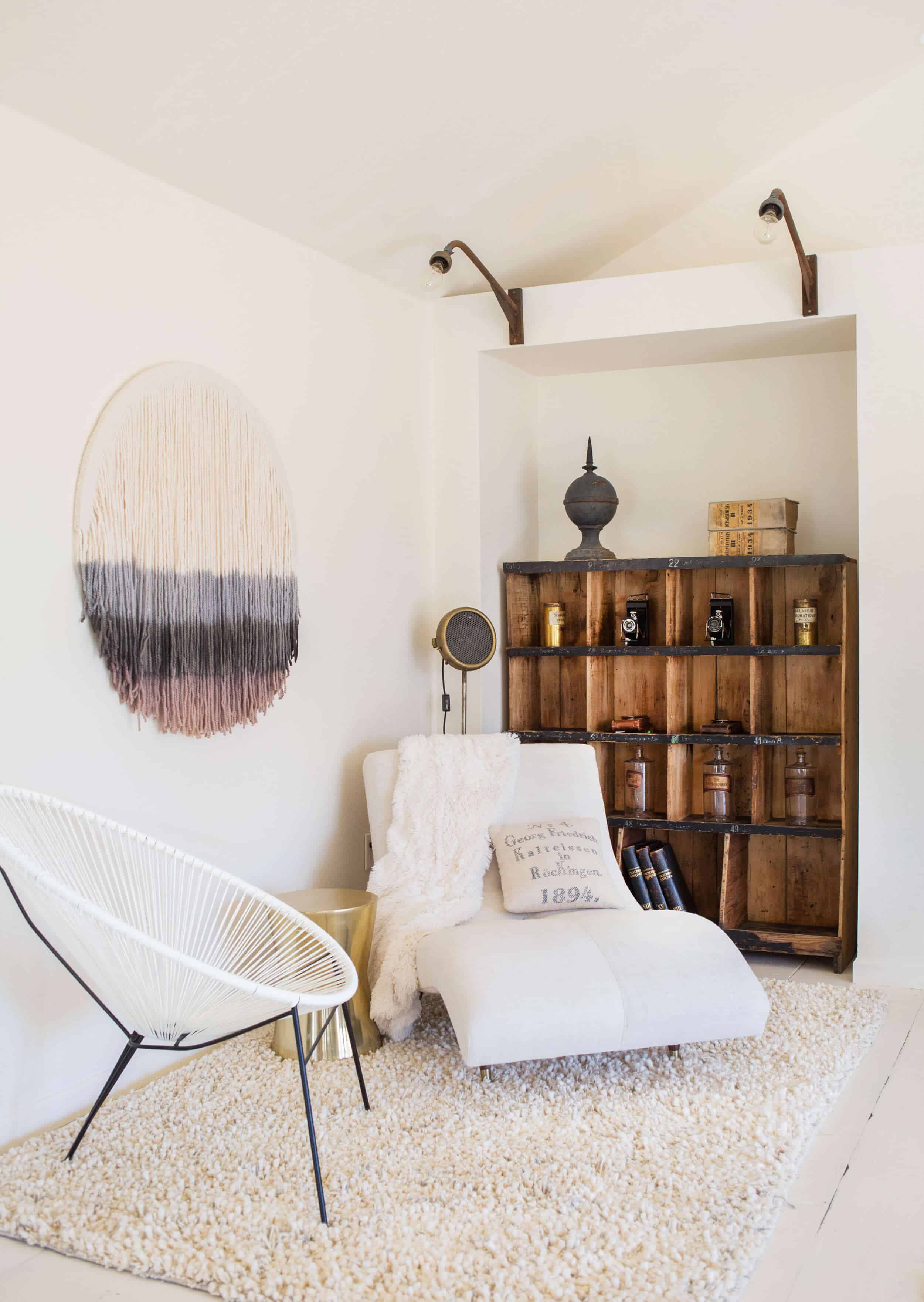 Emily-Henderson_Round-Top_Texas_Antique_Flea-Market_Shopping_EHD-Team_Event-Space_Modern-Farmhouse_Rustic_The-Vintage-Roundtop_24