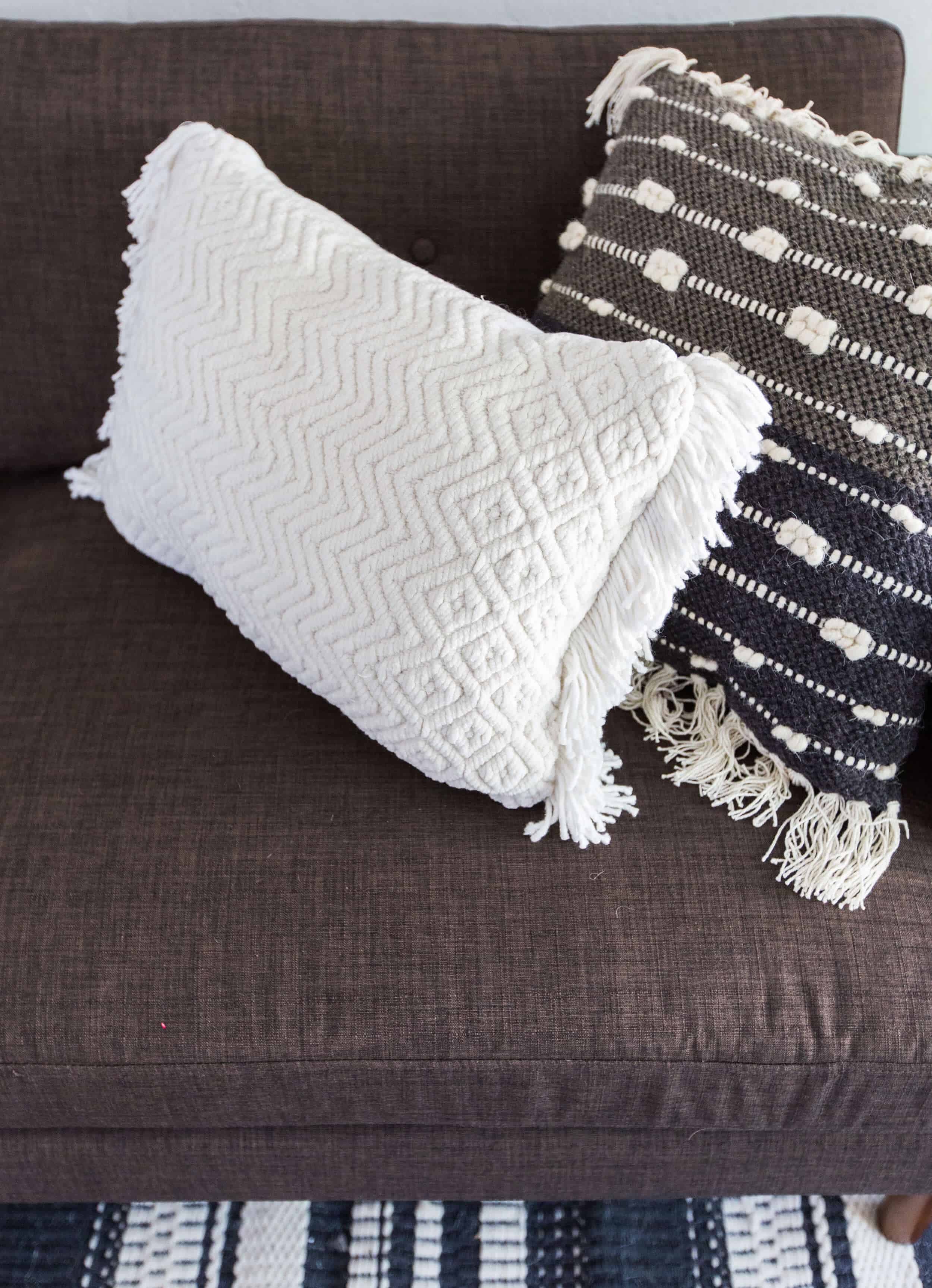 Emily-Henderson_Target_Global_Modern_Contemporary_Living-Room_13