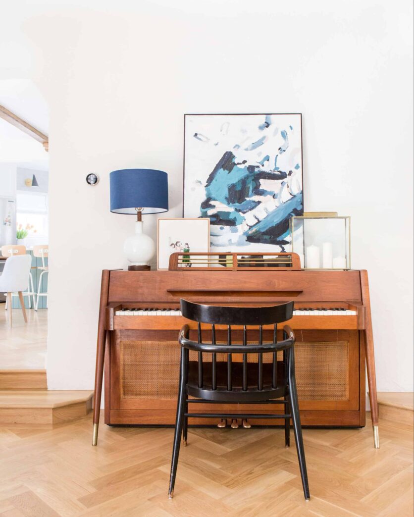 Emily-Henderson_Waverly_House-Updates_Vignettes_Eclectic_Traditional_Cozy_English_Country_Updates_1