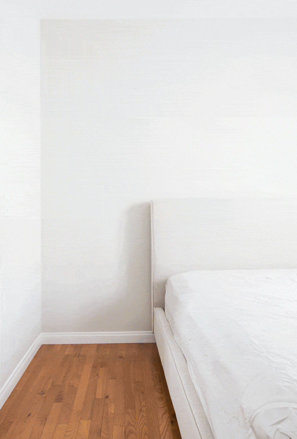 Emily-Henderson_Citizenry_Bedroom_woodsy-and-organic_GIF1