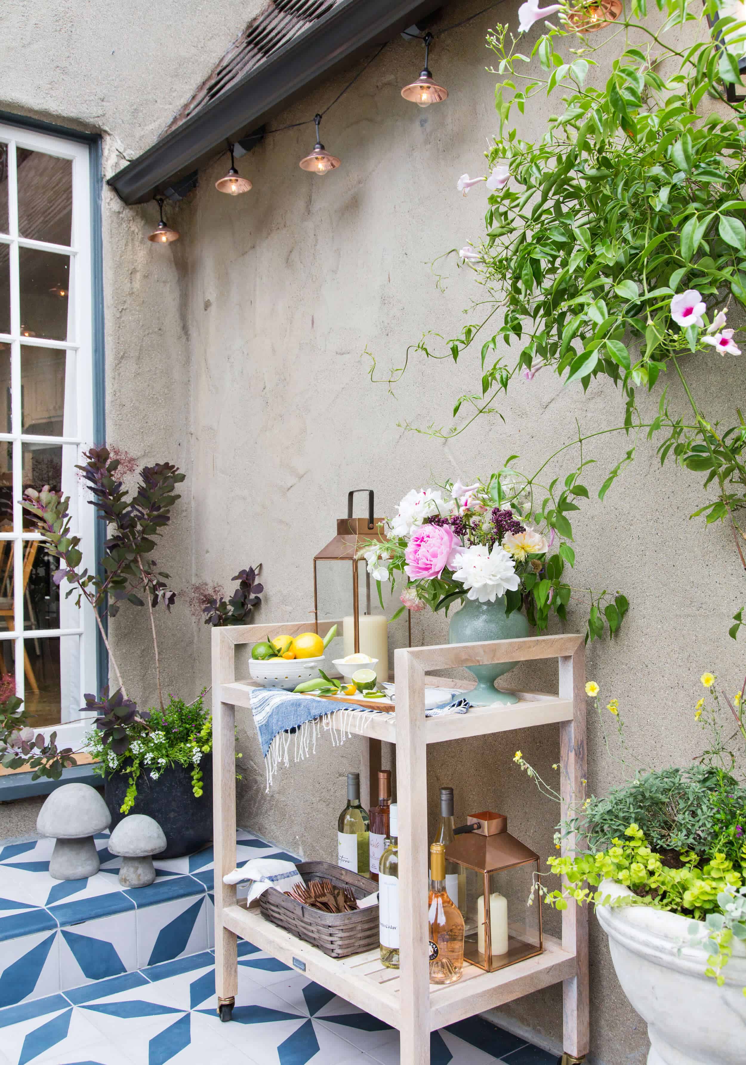 Emily-Henderson_House-Beautiful_Courtyard_Tile_Modern_English_Country_15