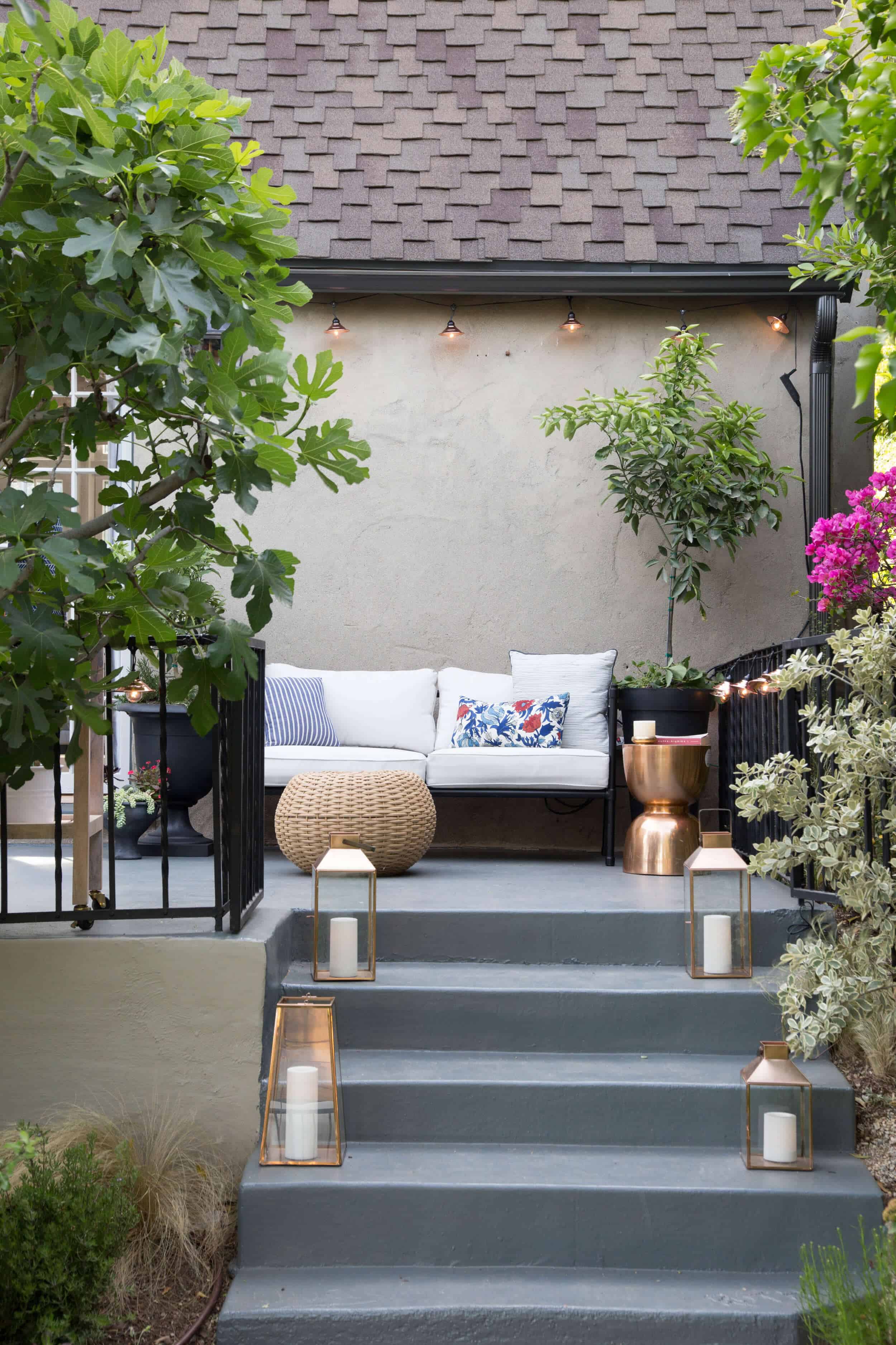 Emily-Henderson_New-House_Modern-English-Cottage_Courtyard_Neutrals_Target-Shoot_25