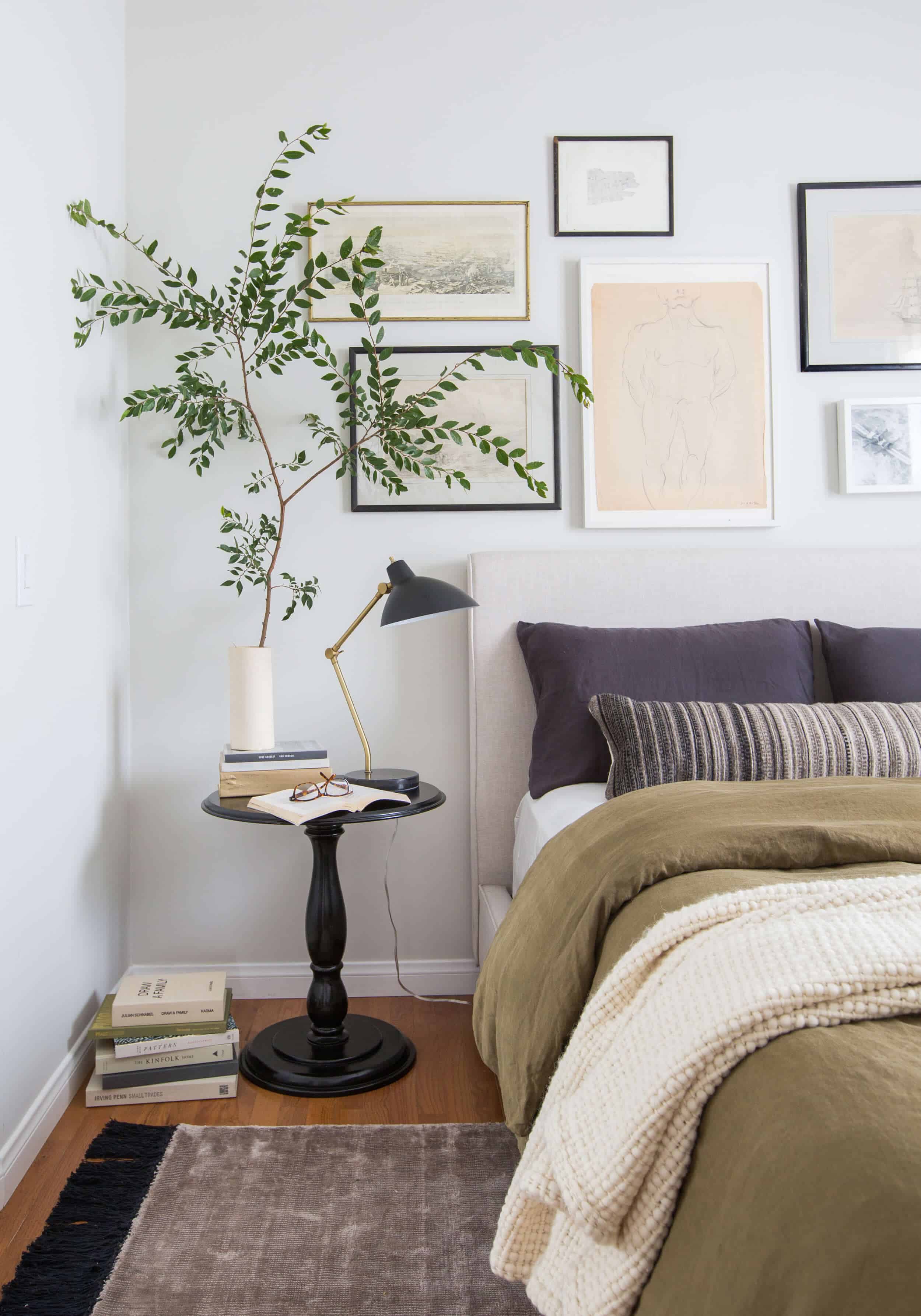 Emily-Henderson_The-Citizenry_1-Bed-4-Ways_Textiles_Global_Eclectic_Boho_Western_Modern_Bedroom_Bed_Minimal_14