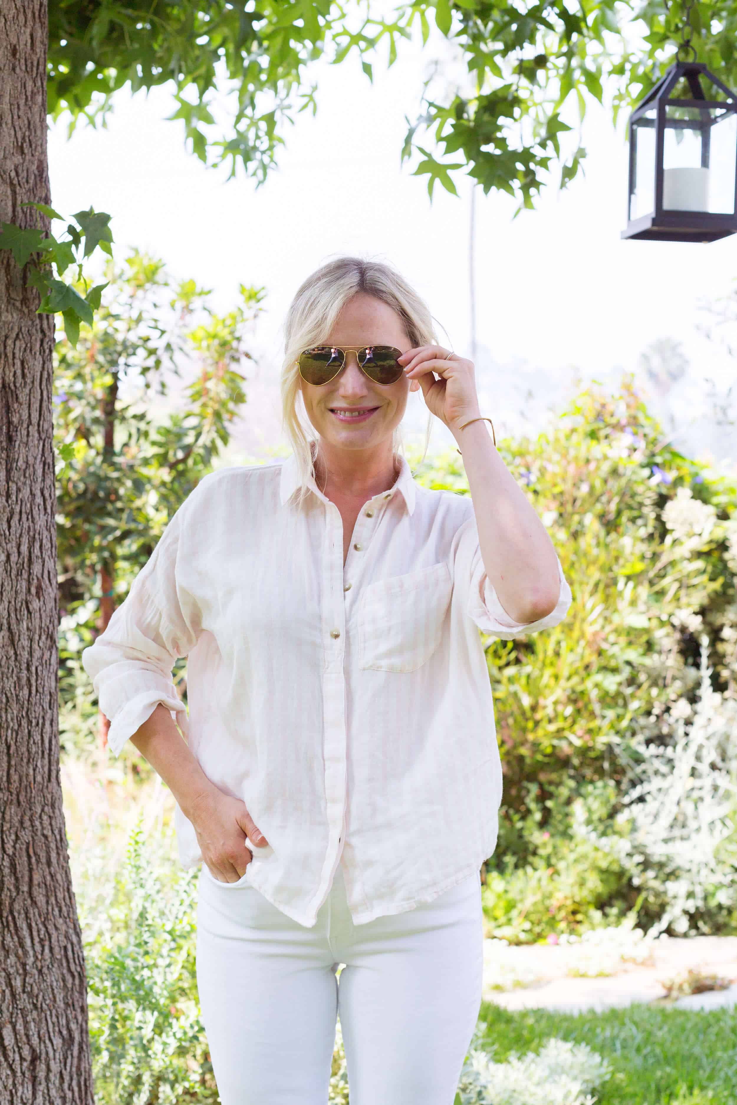 Emily-Henderson-Summer-Essentials-Fashion00007
