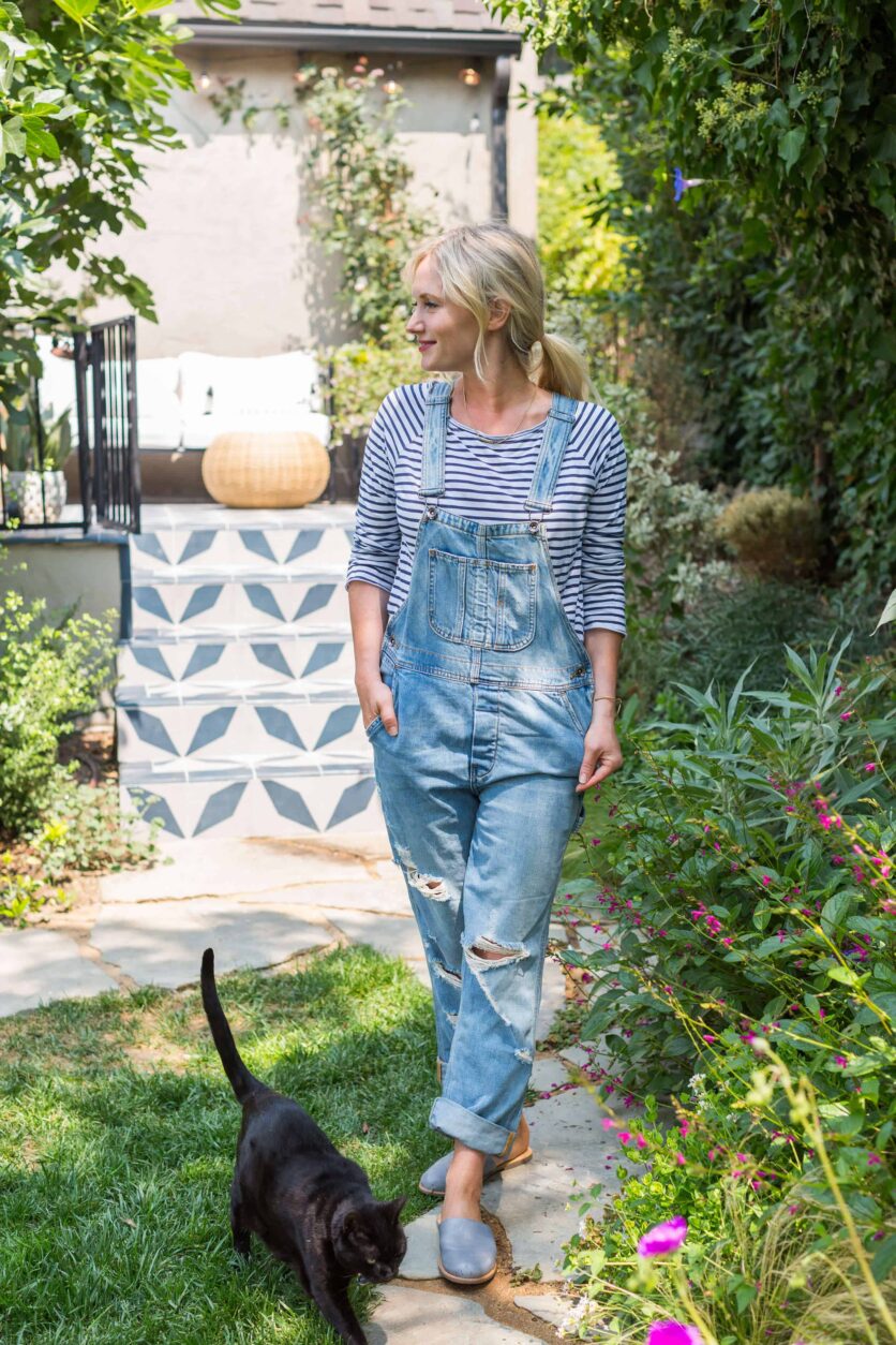 Emily-Henderson-Summer-Essentials-Fashion00011