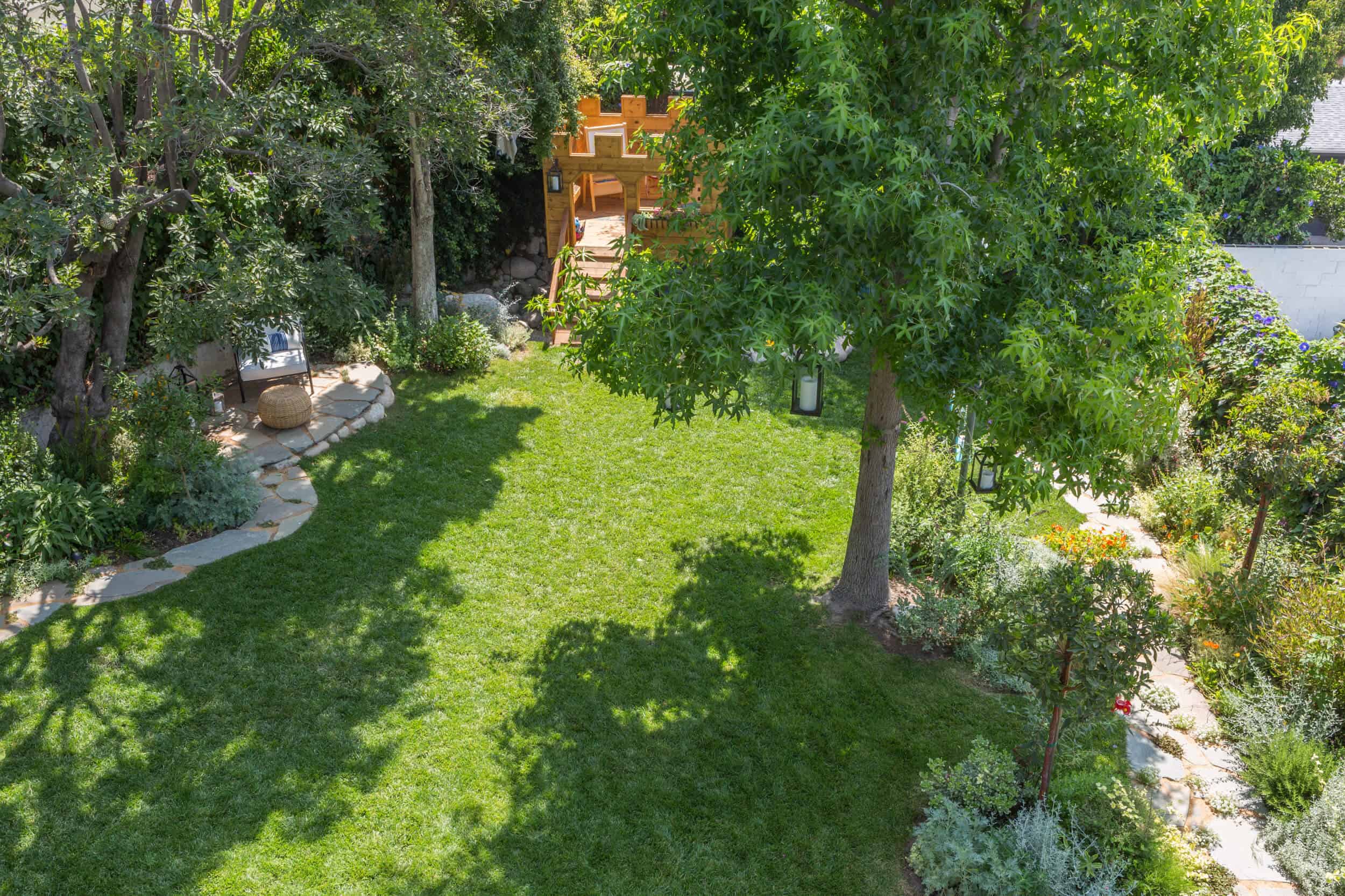Emily-Henderson-Backyard-831