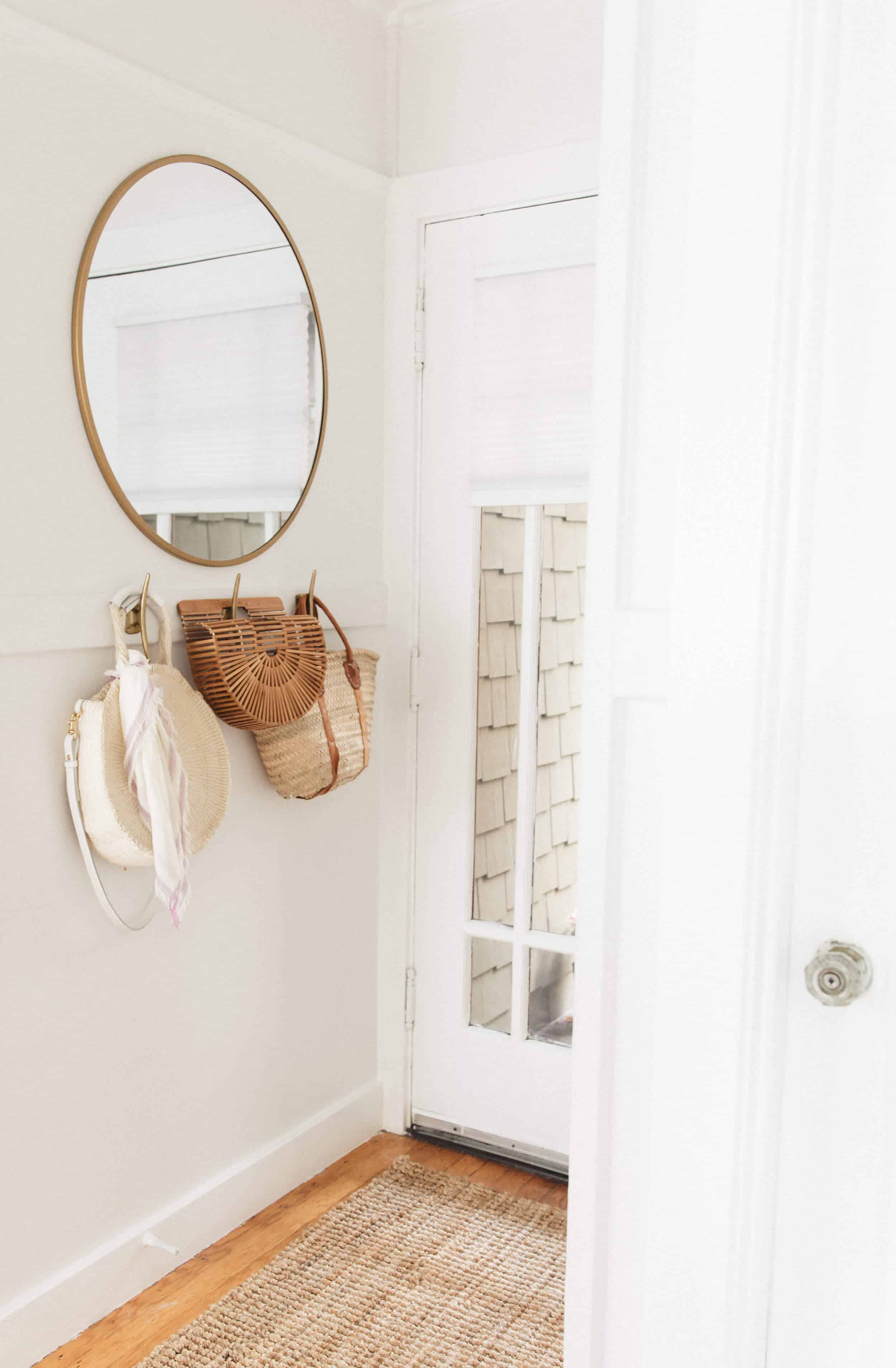 Emily-Henderson_Effortless_Minimal_Casual_Art_12